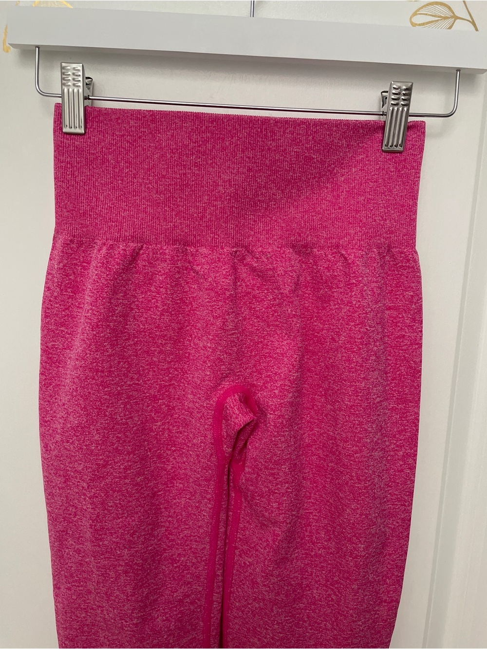 Bundle NVGTN size S Seamless Ombre High-Waist Leggings — Coral & Hot Pink - Picture 11 of 16